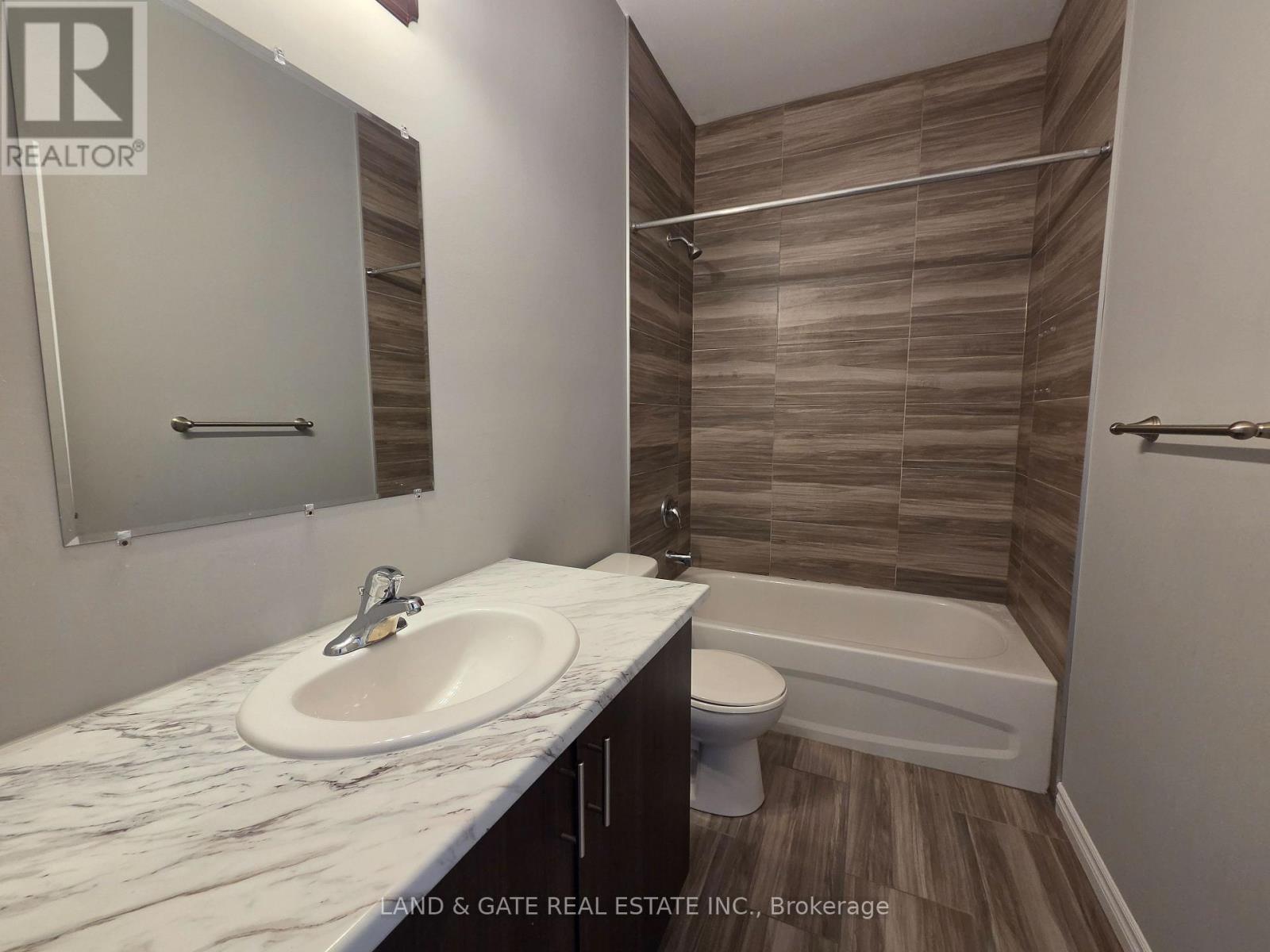 2 - 631 Bloor Street, Oshawa, Ontario  L1H 3N4 - Photo 15 - E13103276