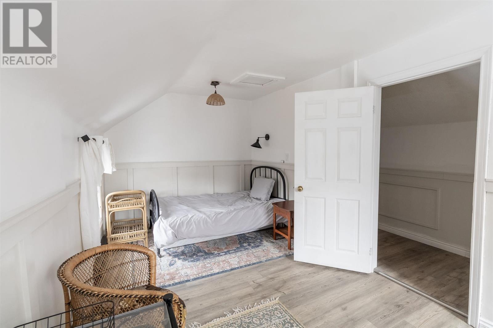 165 Woodward Ave, Sault Ste. Marie, Ontario  P6A 3T6 - Photo 22 - SM260888