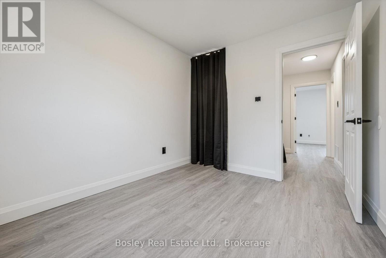 900 Central Park Drive, Brampton, Ontario  L6S 3J6 - Photo 21 - W13103368