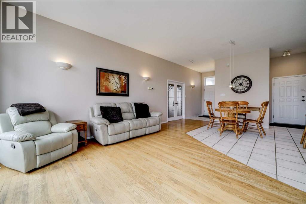 50 Sarcee Place W, Lethbridge, Alberta  T1K 7B6 - Photo 8 - A2300490
