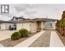 50 Sarcee Place W, Lethbridge, Alberta