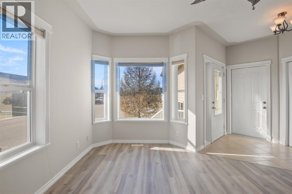 74 Jack Crescent, Red Deer, Alberta  T4P 0B1 - Photo 4 - A2307949