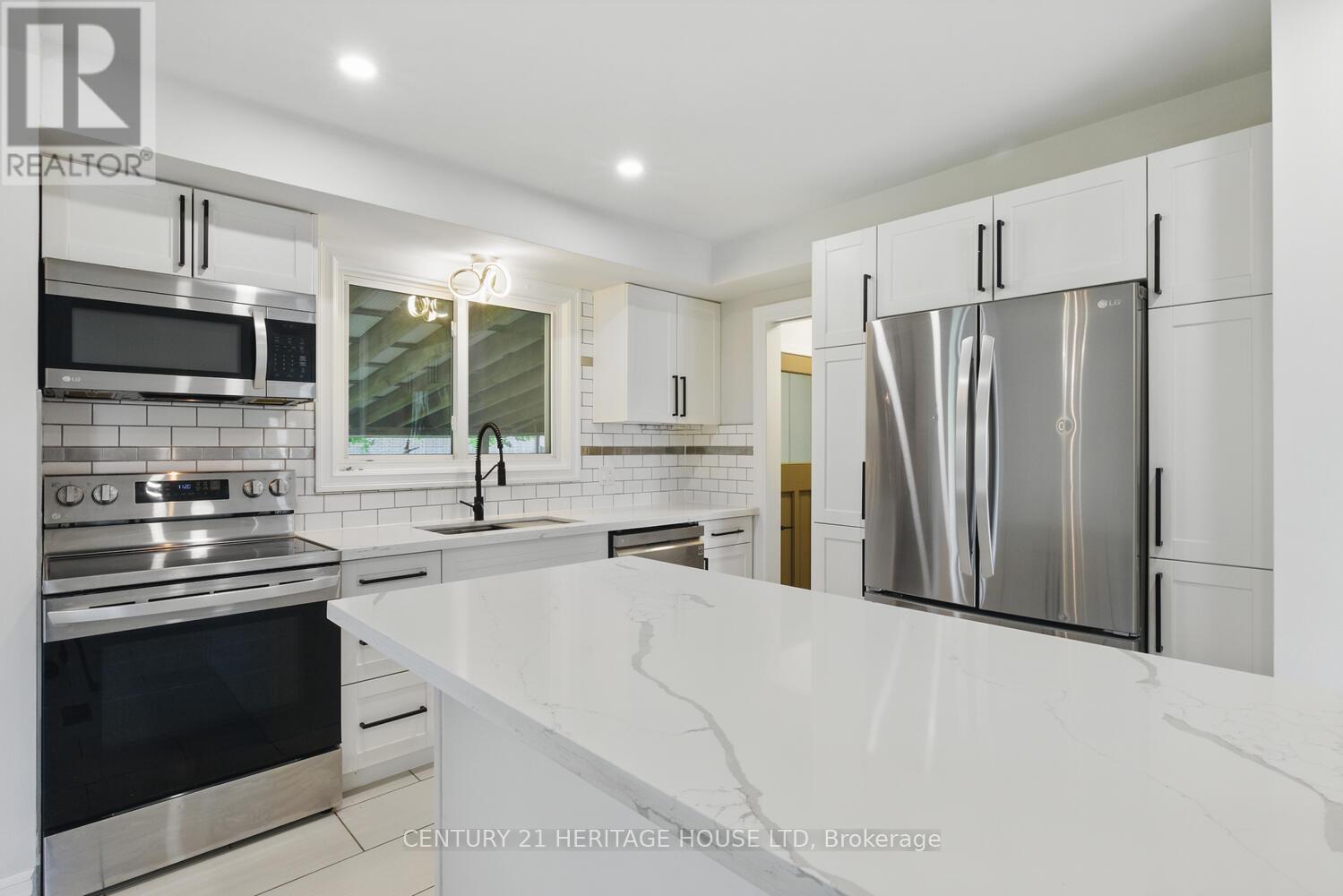 57 Vanbuskirk Drive, St. Thomas, Ontario  N5R 4Z3 - Photo 9 - X13103038