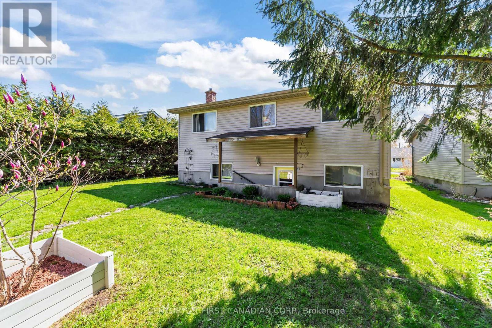 129 Albert Street, Lucan Biddulph, Ontario  N0M 2J0 - Photo 11 - X13103166