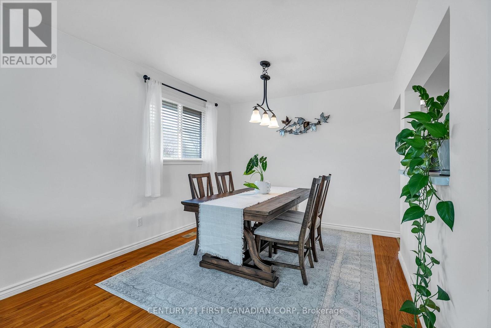 31 Brenlyn Court, Hamilton, Ontario  L9C 4N8 - Photo 9 - X13103286