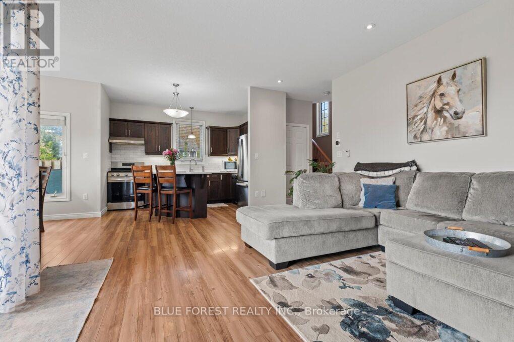 332 Erie Street, Central Elgin, Ontario  N5L 1E3 - Photo 10 - X13103332