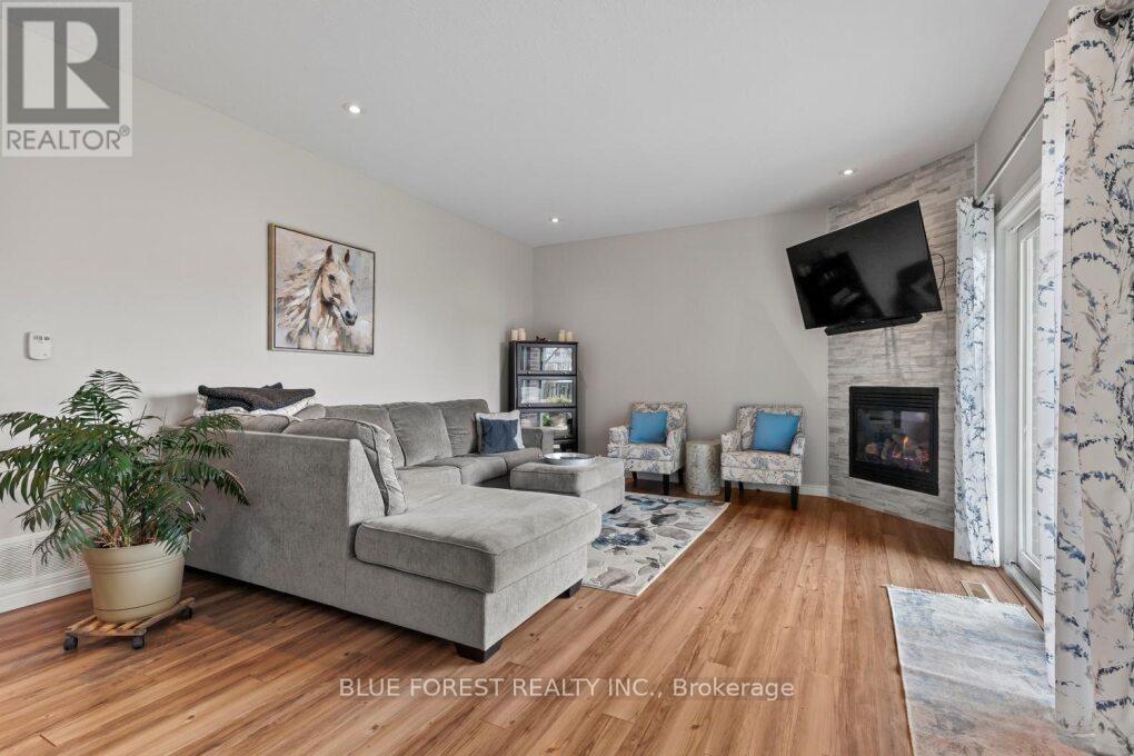 332 Erie Street, Central Elgin, Ontario  N5L 1E3 - Photo 9 - X13103332