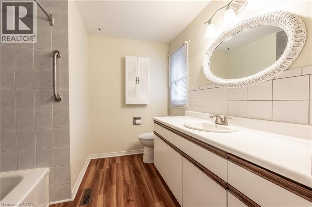 800 Upper Paradise Road Unit# 30, Hamilton, Ontario  L9C 7L2 - Photo 15 - 40828373