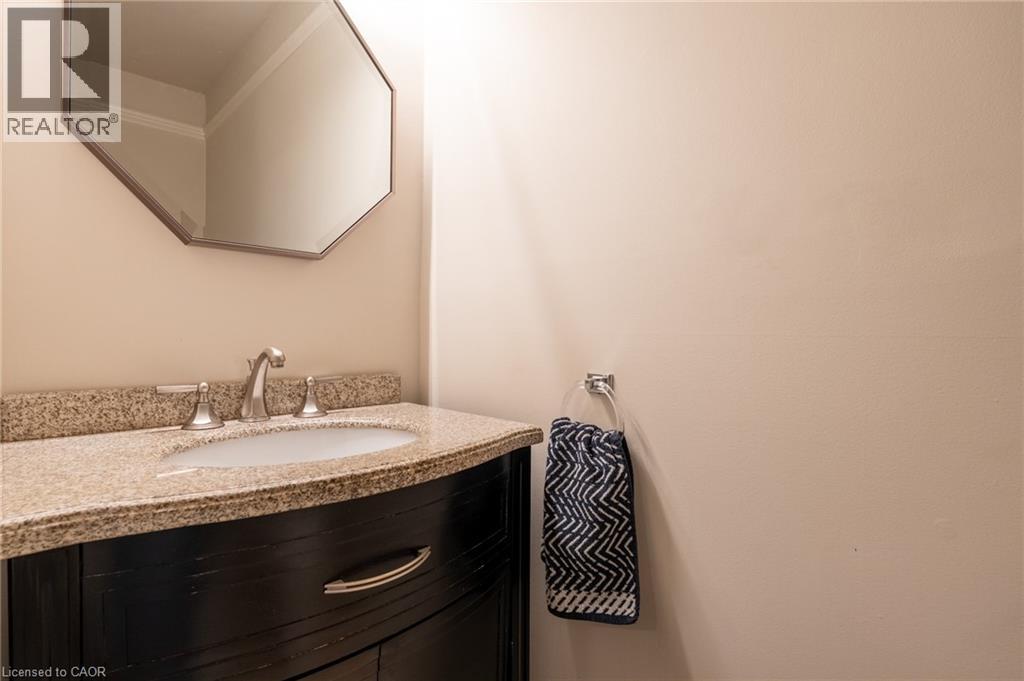 800 Upper Paradise Road Unit# 30, Hamilton, Ontario  L9C 7L2 - Photo 9 - 40828373