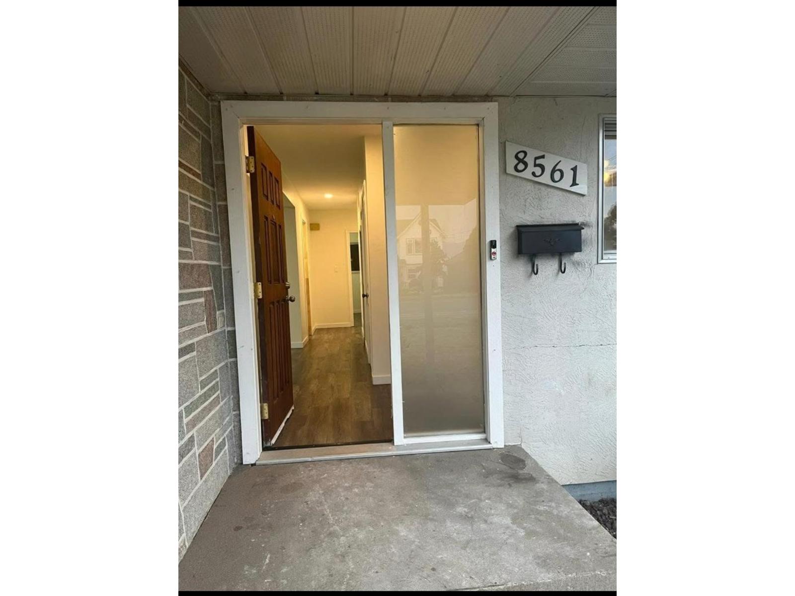 8561 Broadway Street, Chilliwack Proper South, Chilliwack, British Columbia  V2P 5V4 - Photo 7 - R3121320