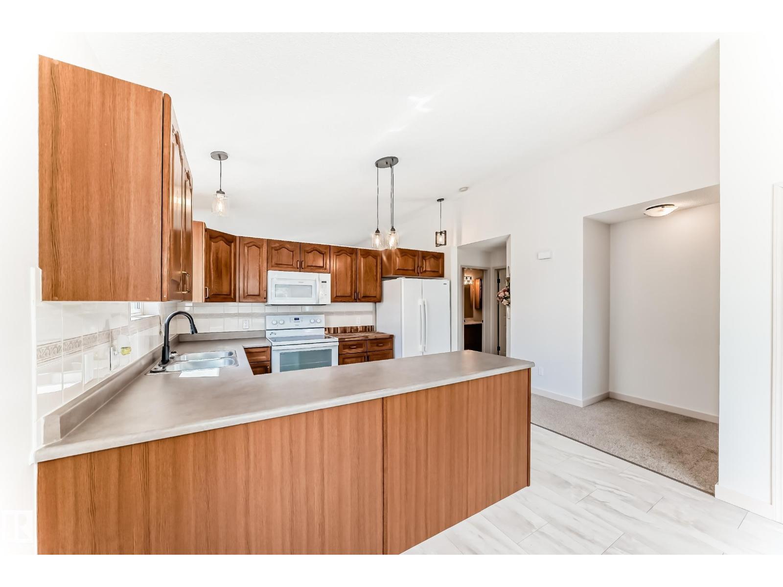 Unknown Address, ,     - Photo 11 - E4486597