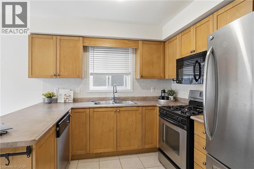 156 Provident Way, Hamilton, Ontario  L0R 1W0 - Photo 13 - 40828601