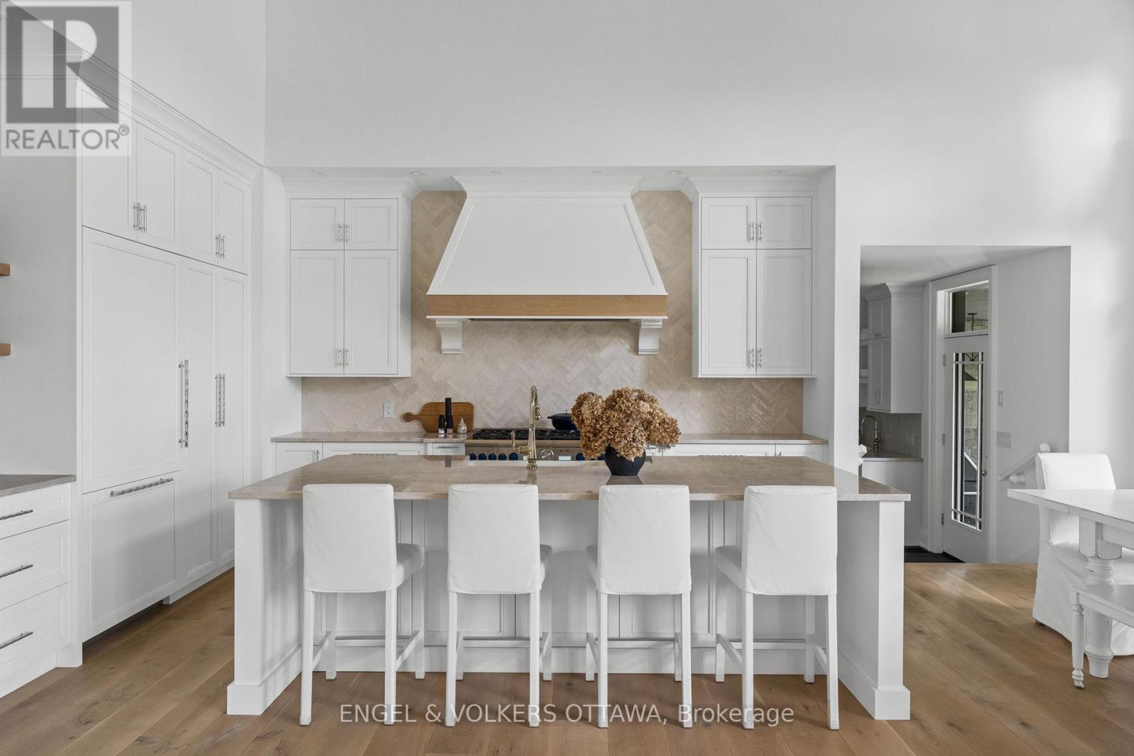 6117 James Bell Drive, Ottawa, Ontario  K4M 1B3 - Photo 9 - X13103056