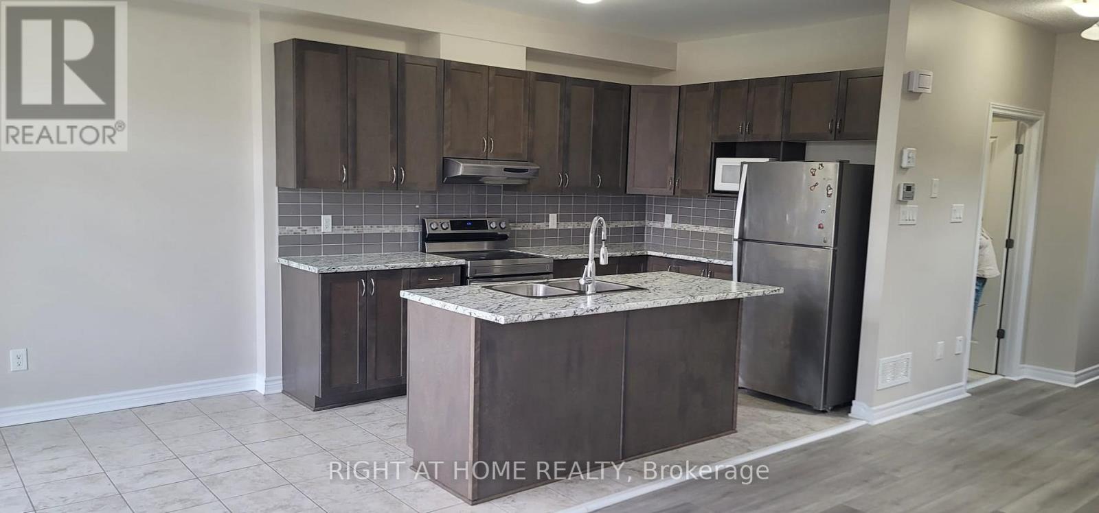 862 Kilbirnie Drive, Ottawa, Ontario  K2J 6G6 - Photo 2 - X13103132