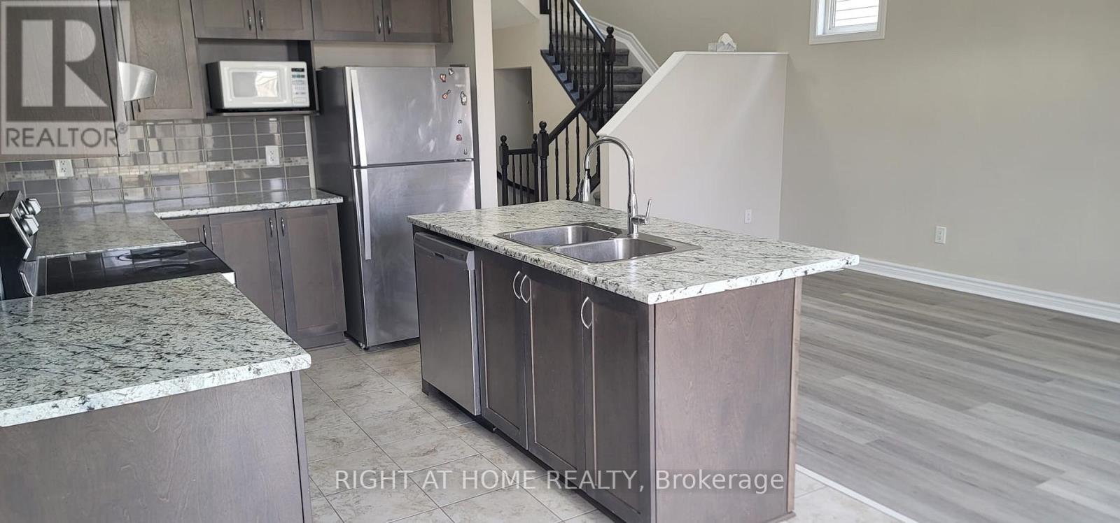 862 Kilbirnie Drive, Ottawa, Ontario  K2J 6G6 - Photo 7 - X13103132