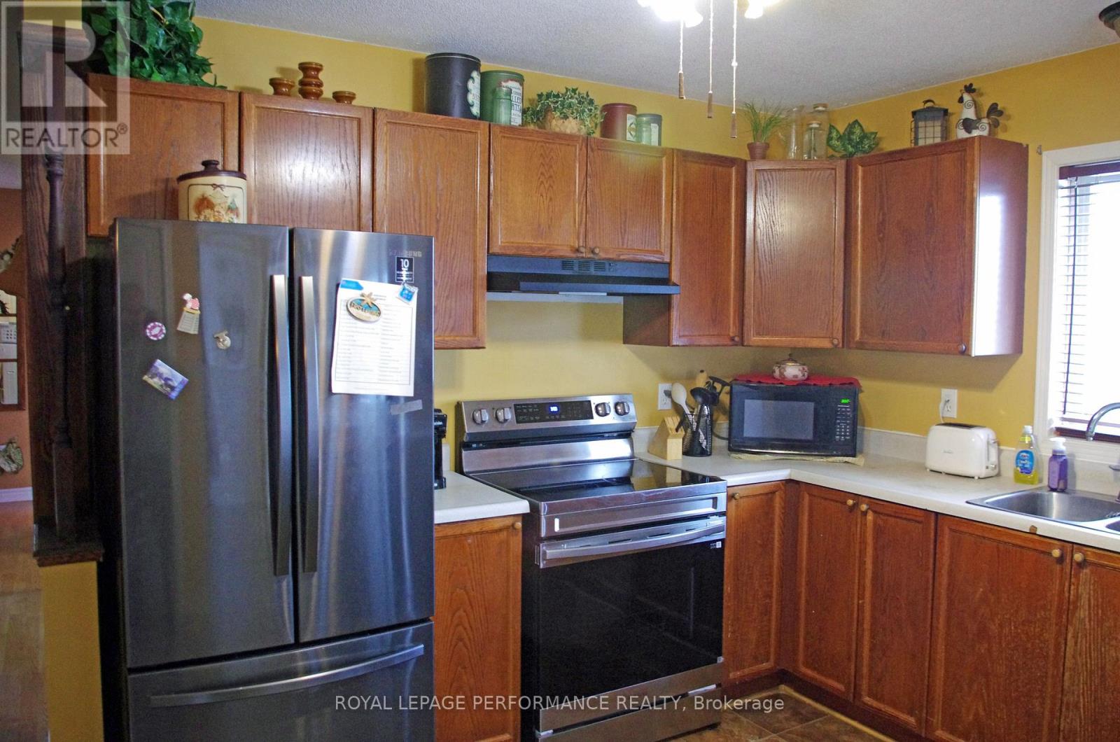 76 Lemaistre Street, Carleton Place, Ontario  K7C 4K4 - Photo 10 - X13103168