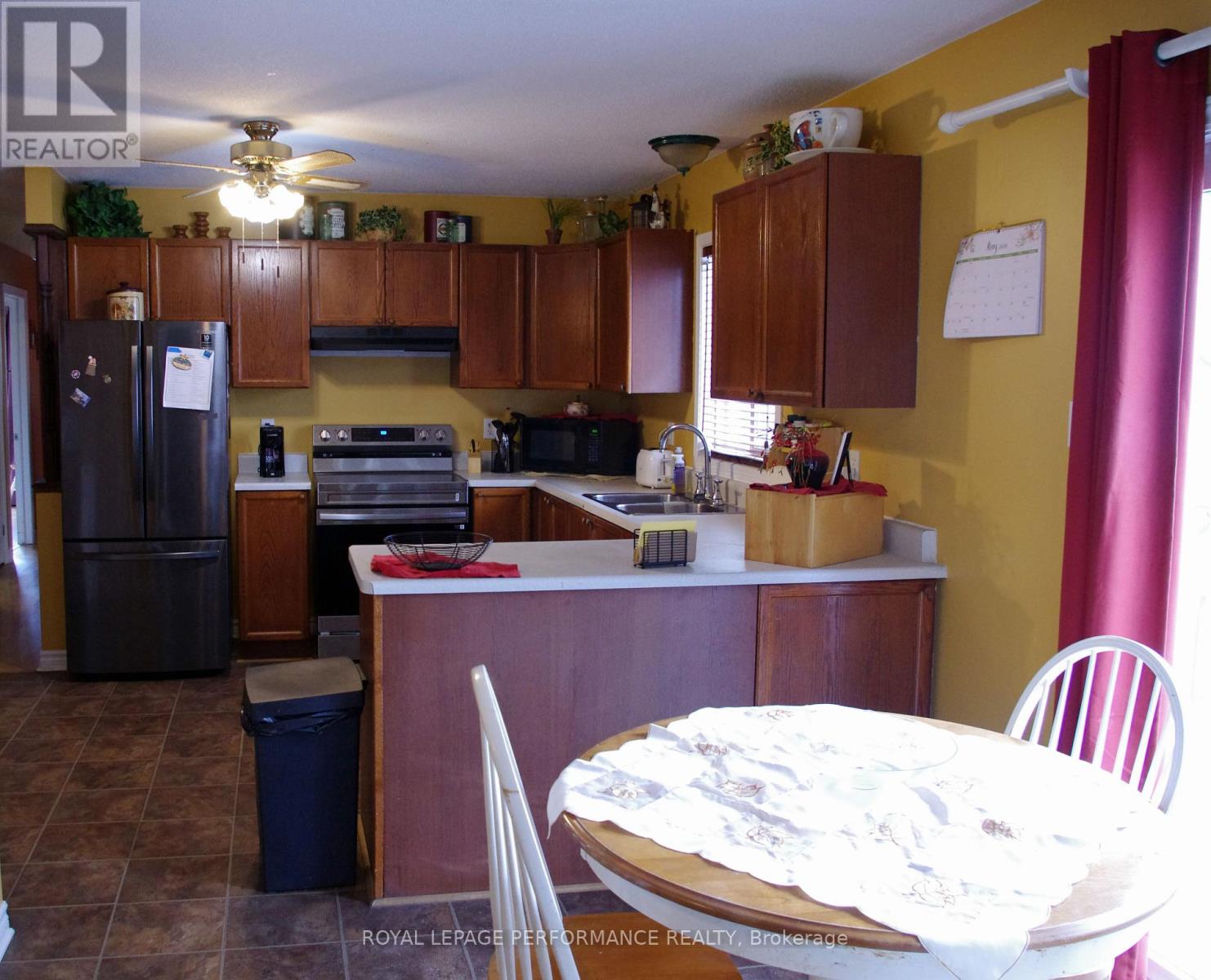 76 Lemaistre Street, Carleton Place, Ontario  K7C 4K4 - Photo 12 - X13103168