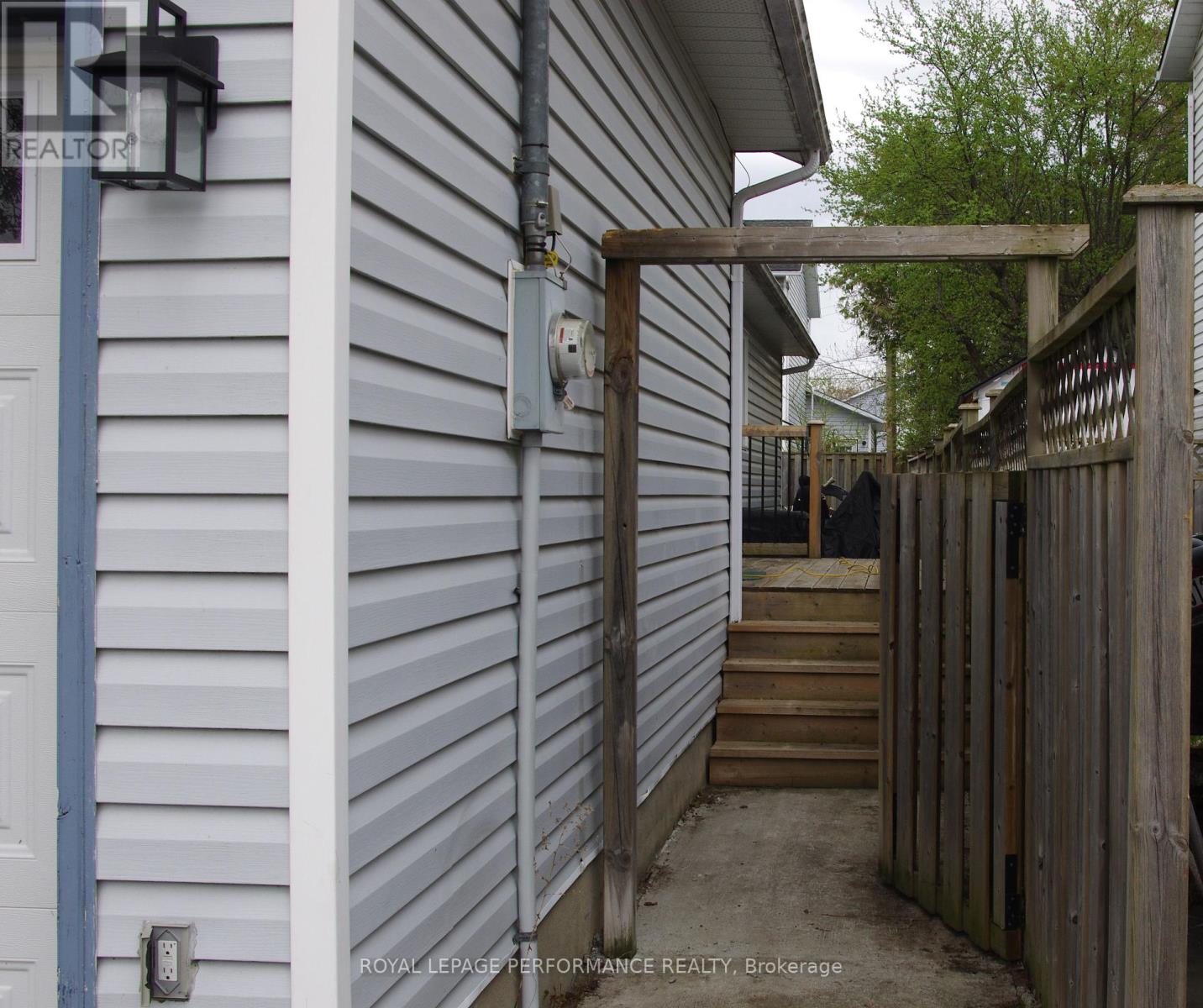 76 Lemaistre Street, Carleton Place, Ontario  K7C 4K4 - Photo 7 - X13103168