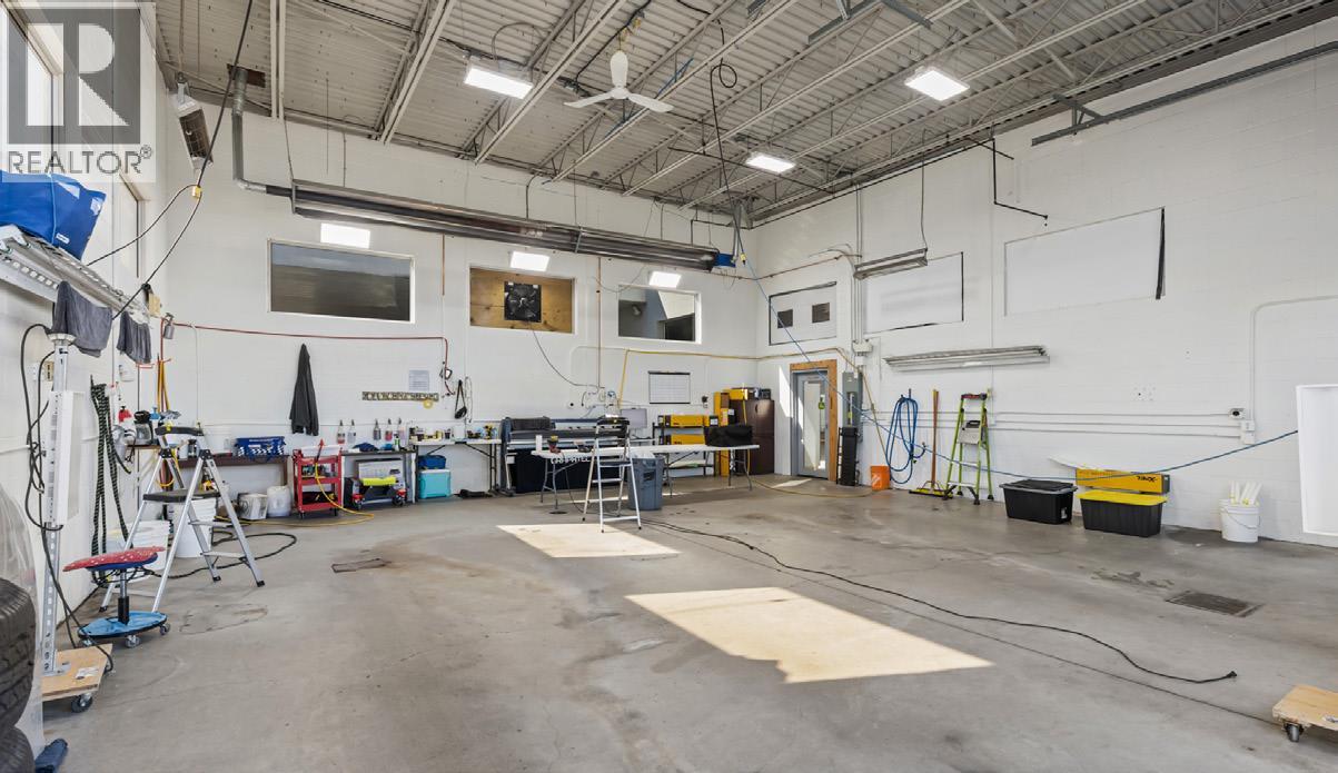 1200 Leathead Road, Kelowna, British Columbia  V1X 2K4 - Photo 8 - 10386727