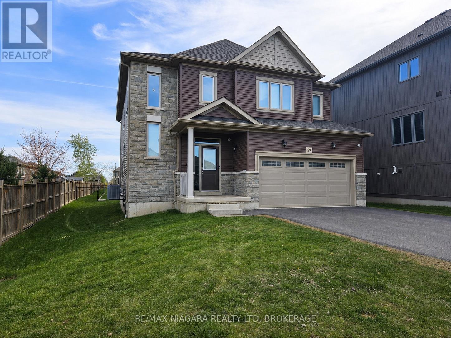 29 Oriole Crescent, Port Colborne, Ontario  L3K 6E2 - Photo 1 - X13103044