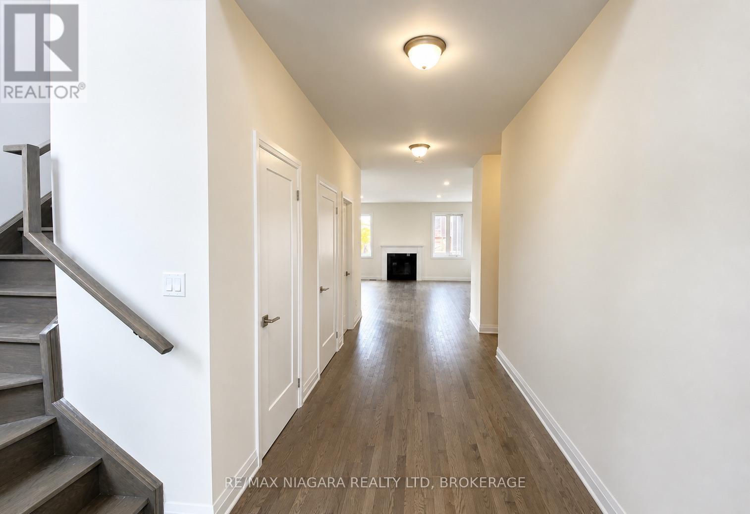 29 Oriole Crescent, Port Colborne, Ontario  L3K 6E2 - Photo 2 - X13103044