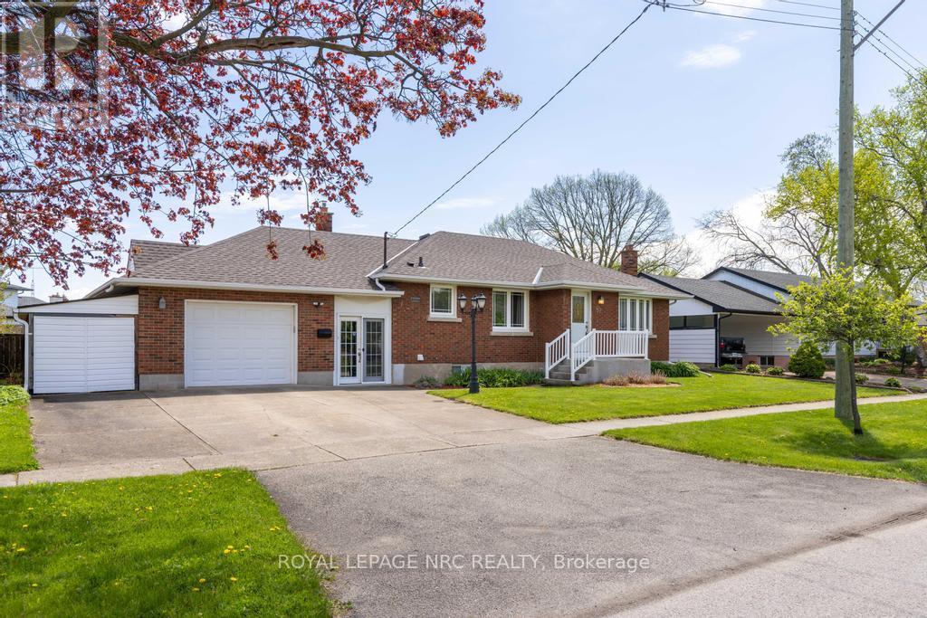 52 WHITE STREET, St. Catharines, Ontario