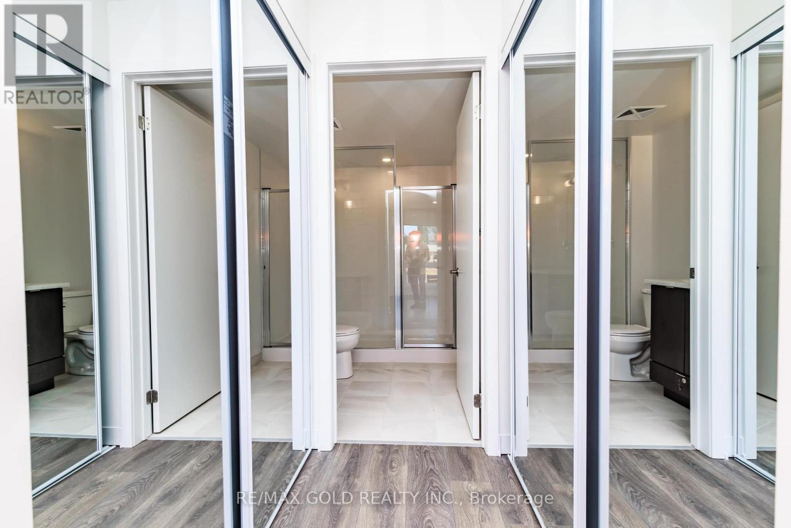 210 - 140 Canon Jackson Drive, Toronto, Ontario  M6M 0B9 - Photo 23 - W13097424