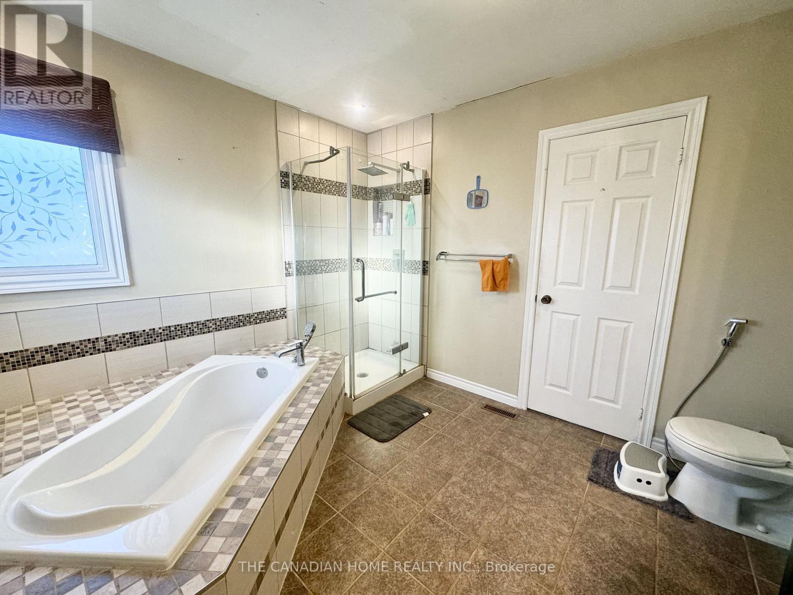 197 Johnson Street, Barrie, Ontario  L4M 5Y9 - Photo 20 - S13046066