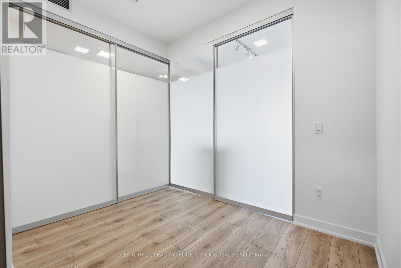 1802 - 29 Green Trail Court, Toronto, Ontario  M2K 0J9 - Photo 15 - C13103016