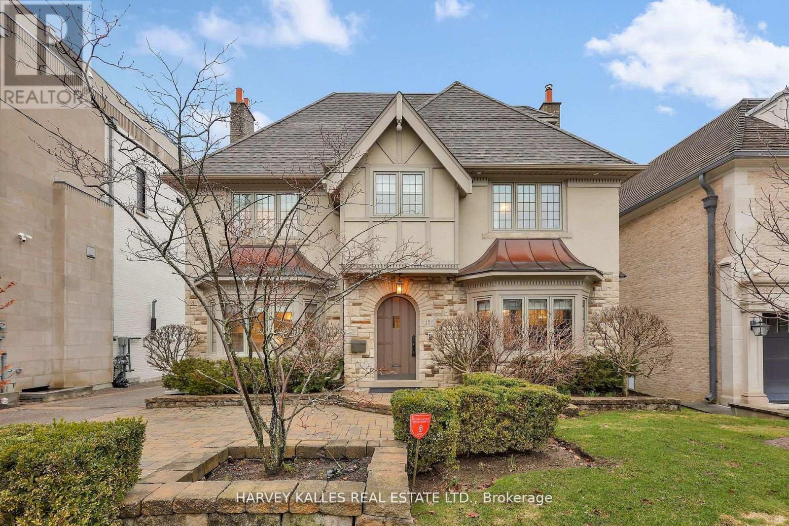 12 KILLARNEY ROAD, Toronto, Ontario