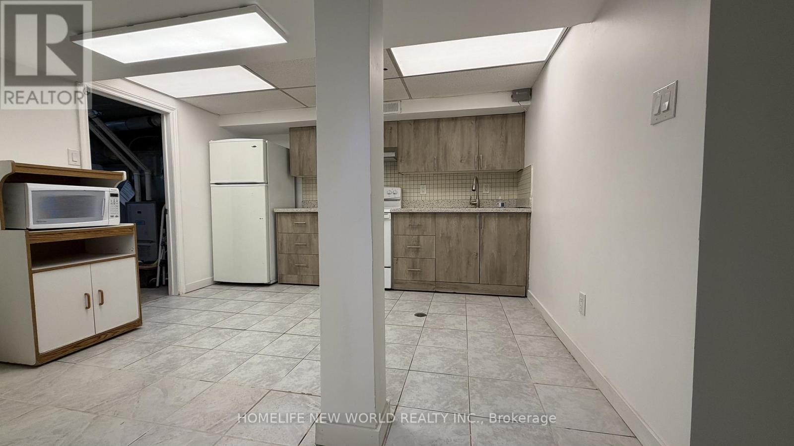 Lower Level - 135 Pineway Boulevard, Toronto, Ontario  M2H 1A9 - Photo 15 - C13103090