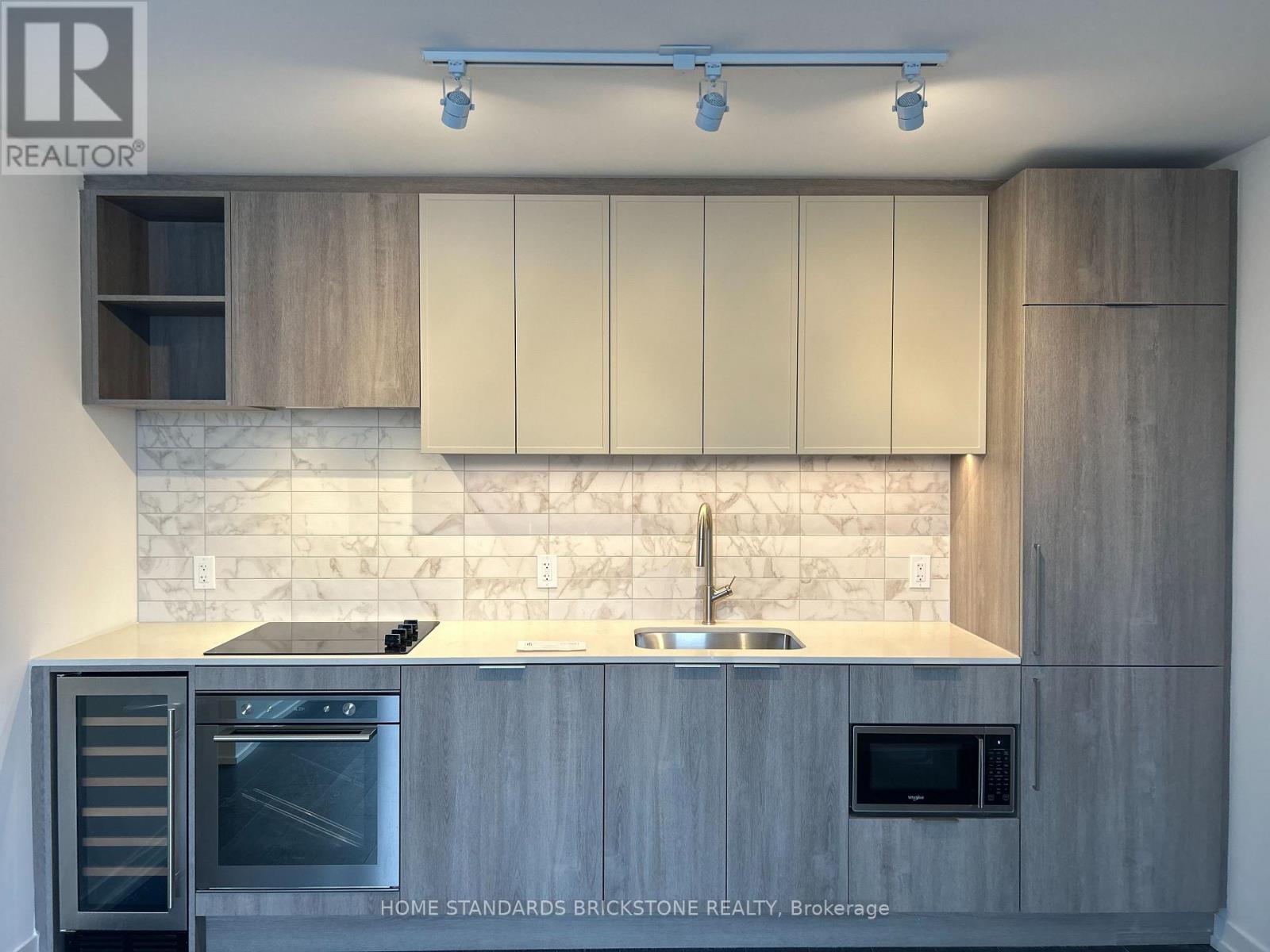 630 - 2020 Bathurst Street, Toronto, Ontario  M5P 3L1 - Photo 6 - C13103216