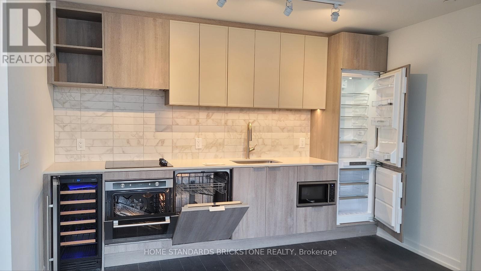 630 - 2020 Bathurst Street, Toronto, Ontario  M5P 3L1 - Photo 7 - C13103216