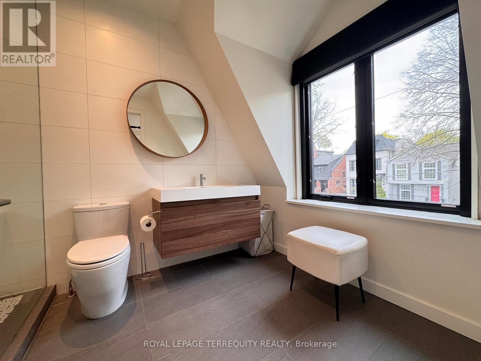 67 Gormley Avenue, Toronto, Ontario  M4V 1Y9 - Photo 18 - C13103254
