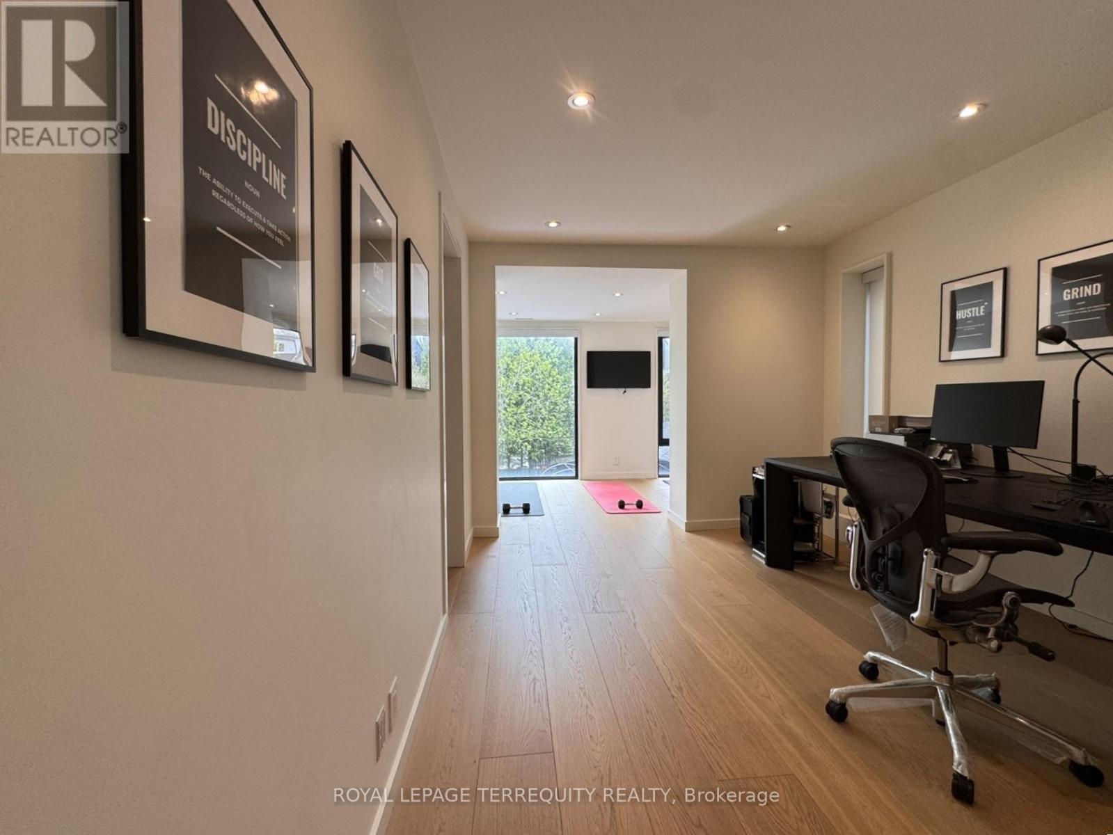 67 Gormley Avenue, Toronto, Ontario  M4V 1Y9 - Photo 21 - C13103254