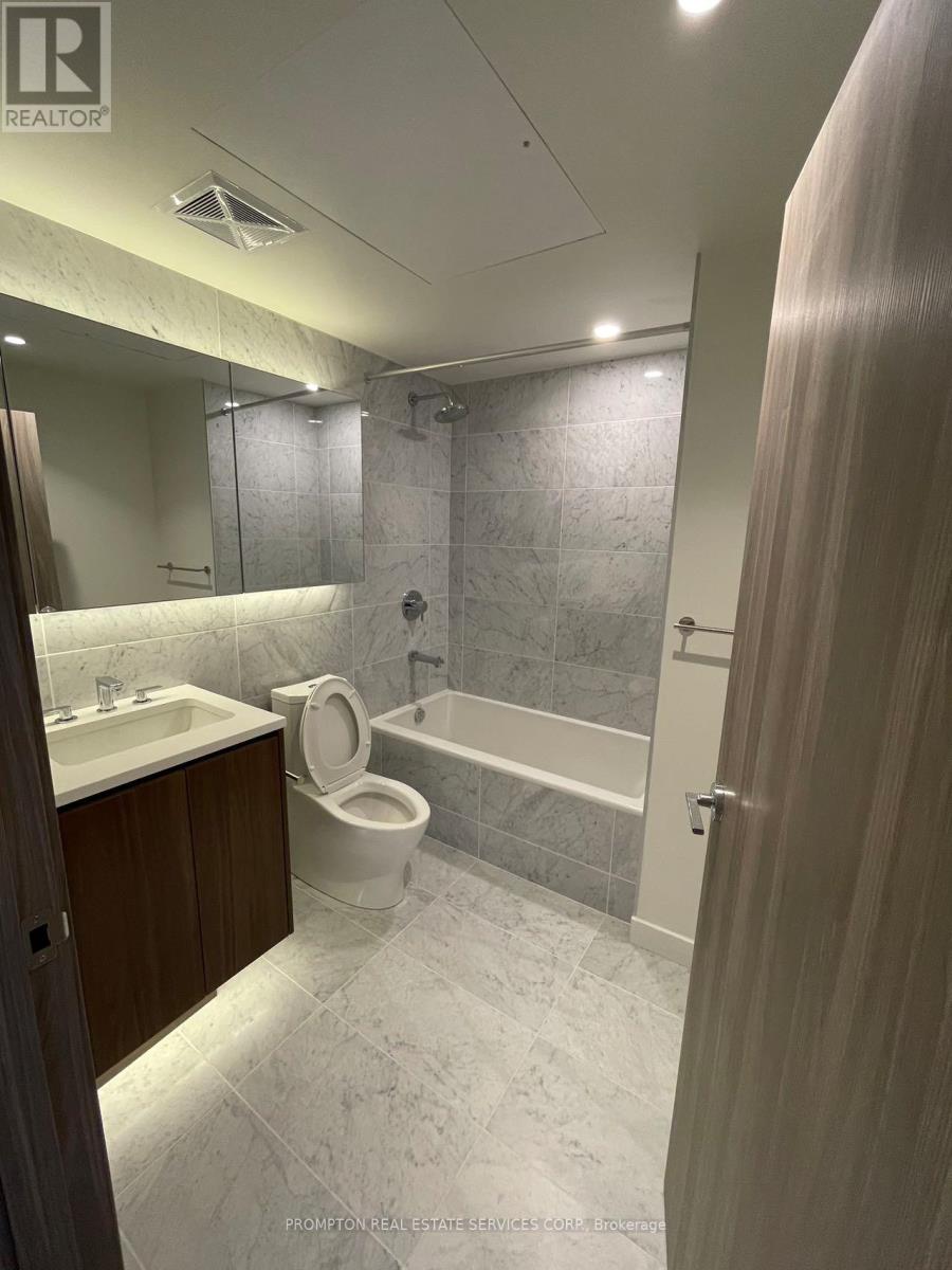 2215 - 85 Mcmahon Drive, Toronto, Ontario  M2K 0H1 - Photo 2 - C13103334