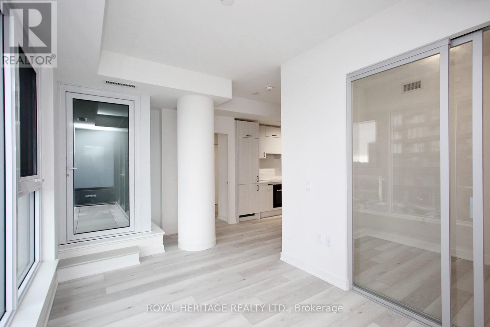 602 - 5 Quarrington Lane, Toronto, Ontario  M3C 0S5 - Photo 13 - C13103342