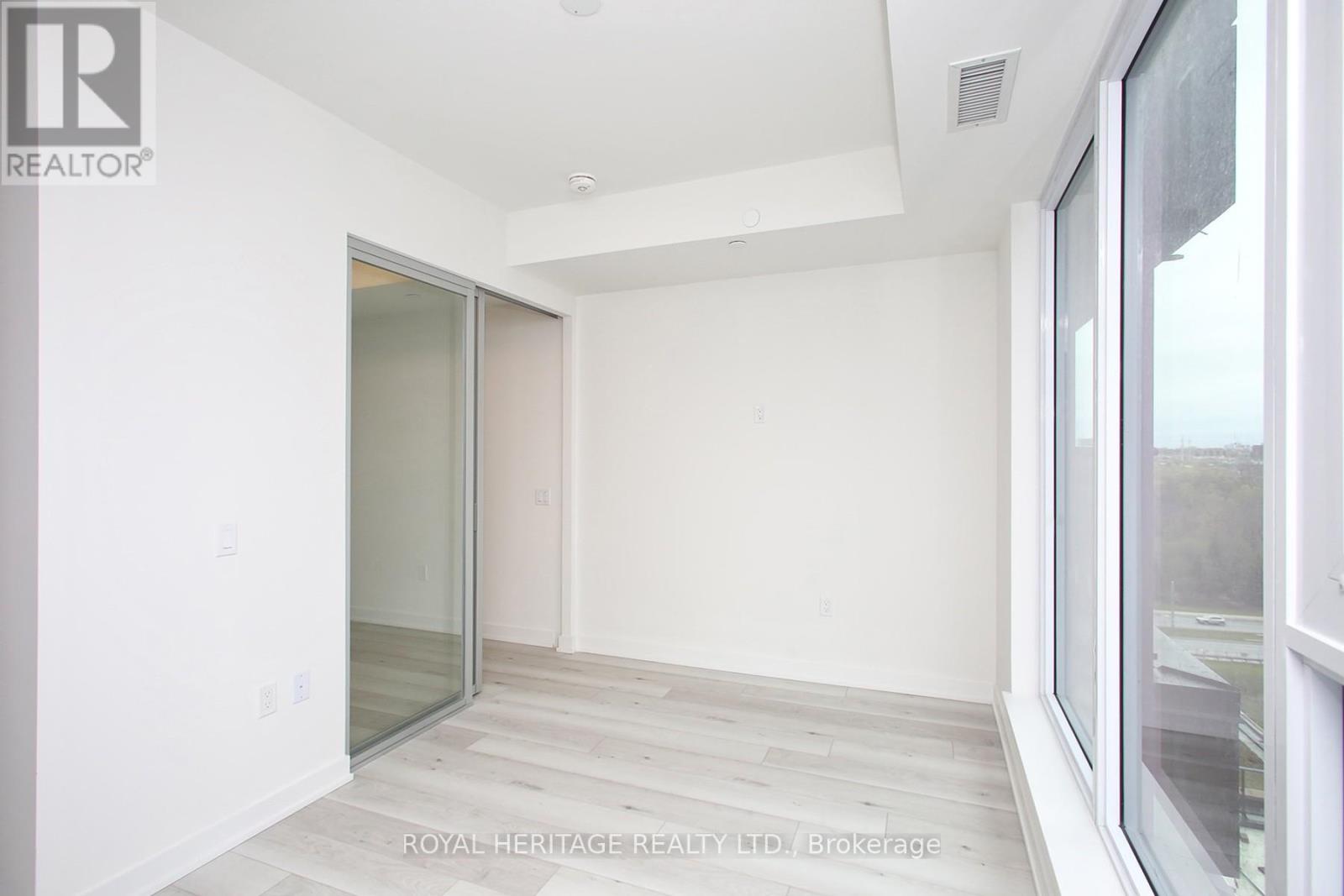 602 - 5 Quarrington Lane, Toronto, Ontario  M3C 0S5 - Photo 17 - C13103342
