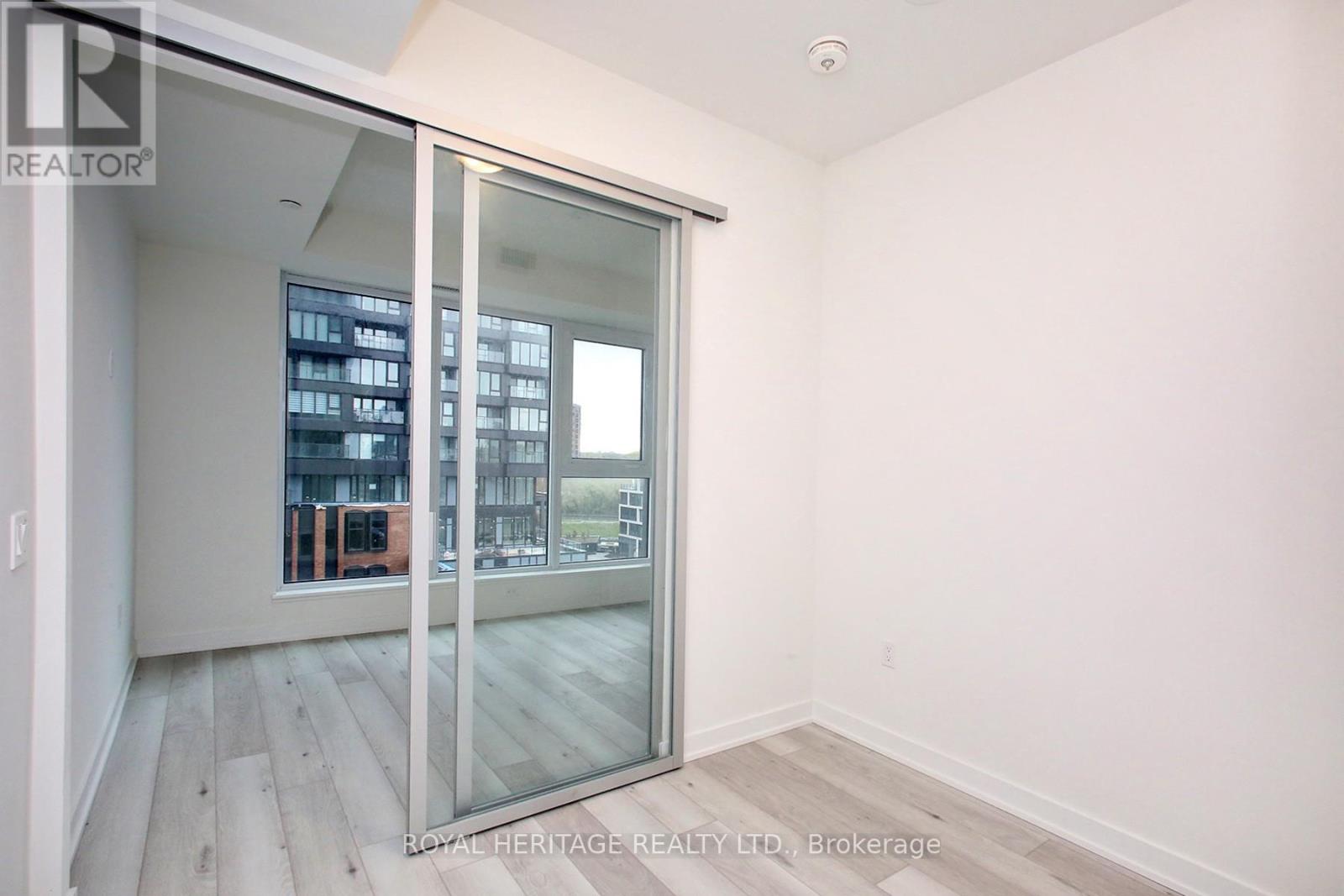 602 - 5 Quarrington Lane, Toronto, Ontario  M3C 0S5 - Photo 21 - C13103342