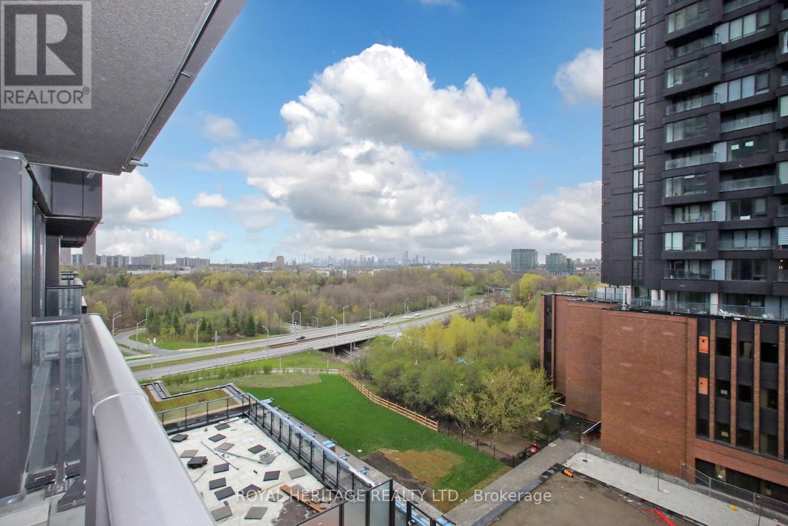 602 - 5 Quarrington Lane, Toronto, Ontario  M3C 0S5 - Photo 25 - C13103342
