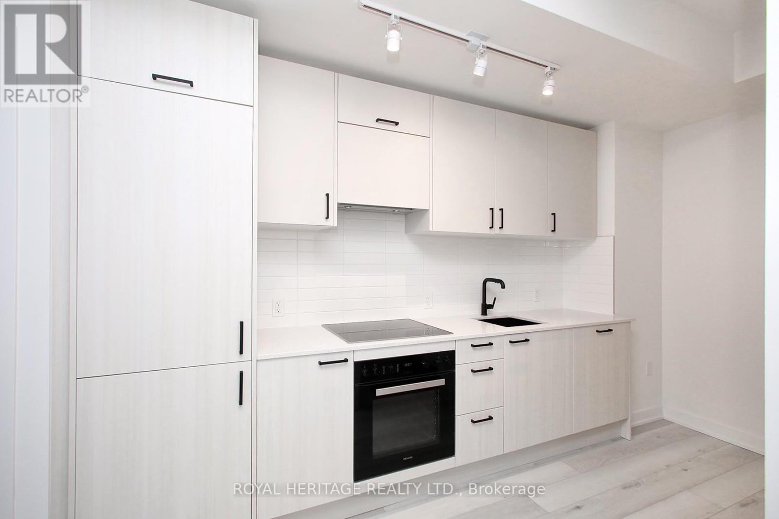 602 - 5 Quarrington Lane, Toronto, Ontario  M3C 0S5 - Photo 8 - C13103342