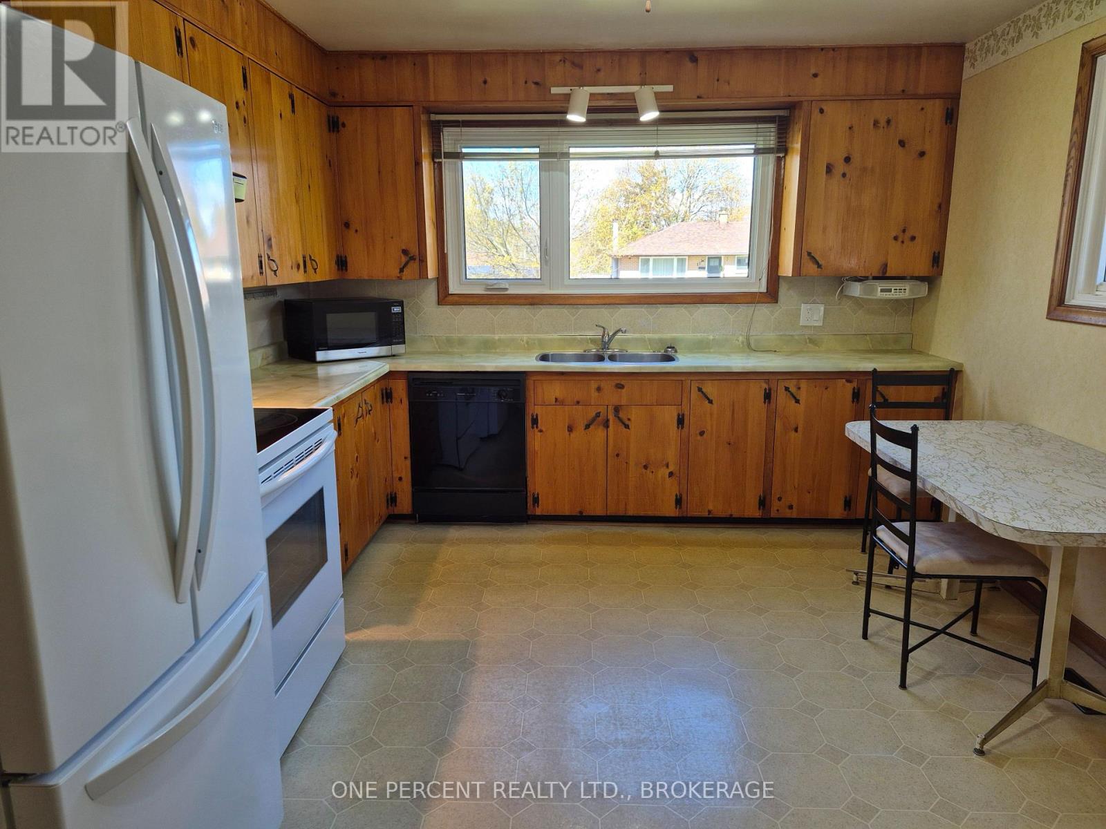 12 Campbell Crescent, Kingston, Ontario  K7M 1Z5 - Photo 12 - X13103170