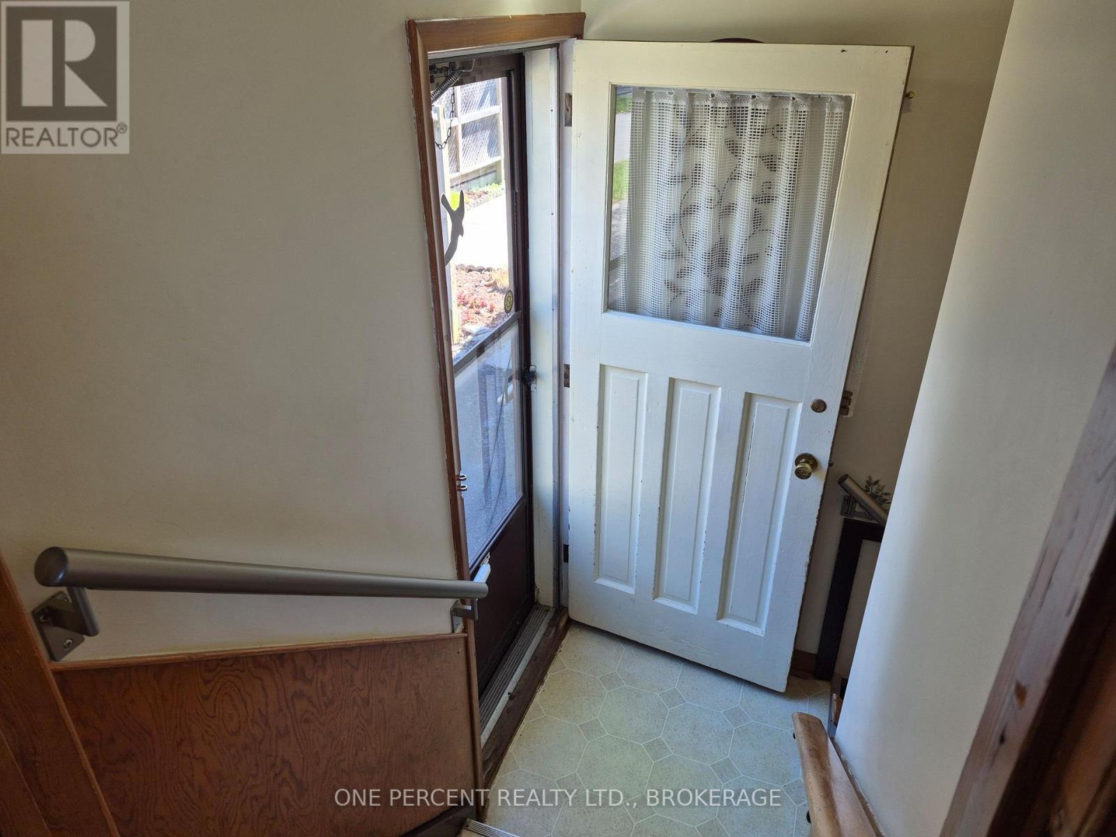 12 Campbell Crescent, Kingston, Ontario  K7M 1Z5 - Photo 17 - X13103170