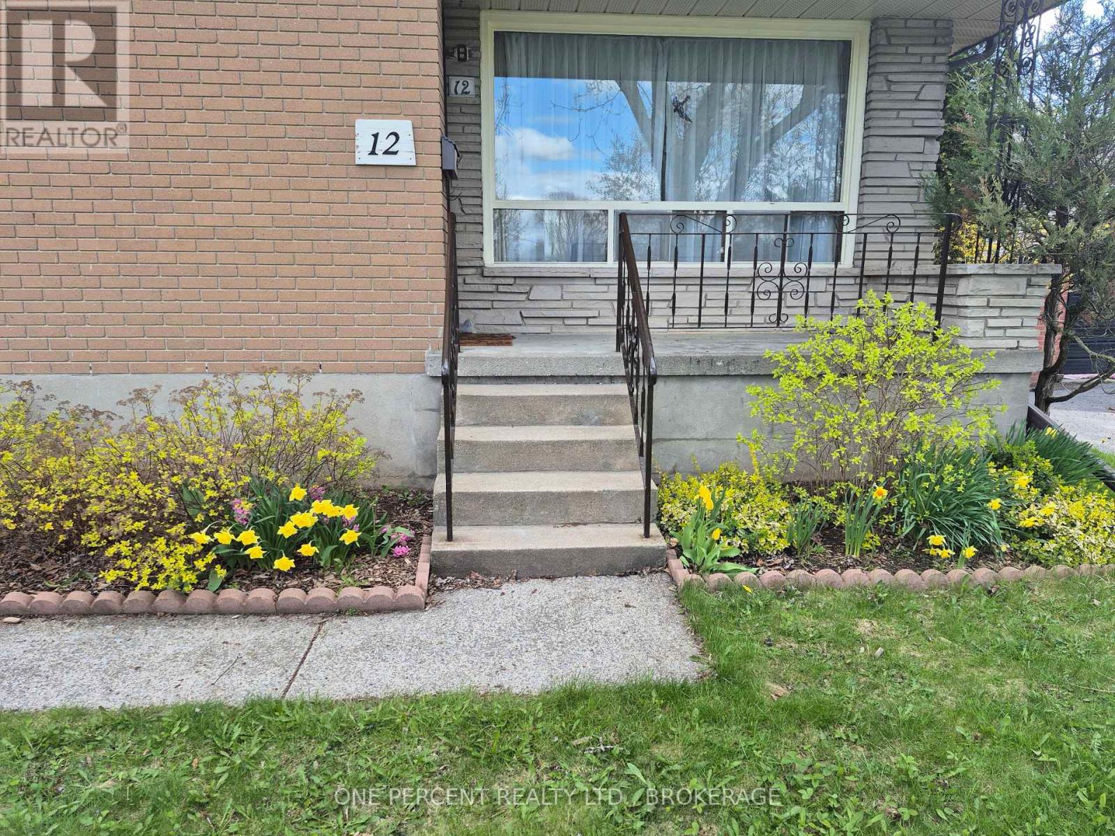 12 Campbell Crescent, Kingston, Ontario  K7M 1Z5 - Photo 4 - X13103170