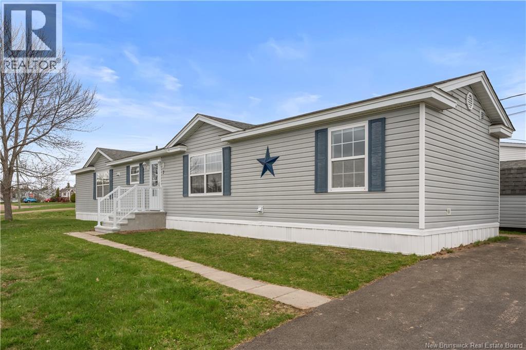 7 Aspenwood Street, Moncton, New Brunswick  E1H 3L1 - Photo 3 - NB139012