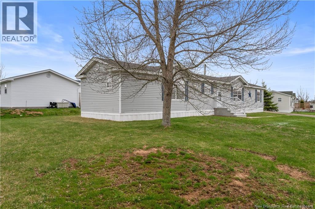 7 Aspenwood Street, Moncton, New Brunswick  E1H 3L1 - Photo 4 - NB139012