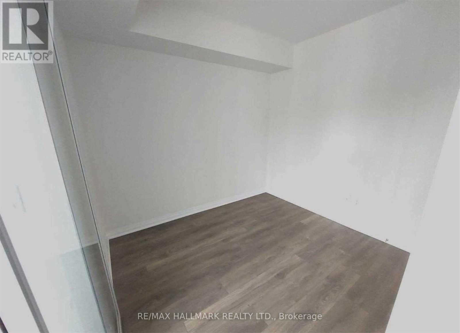 417 - 2301 Danforth Avenue, Toronto, Ontario  M4C 1K5 - Photo 6 - E13103230