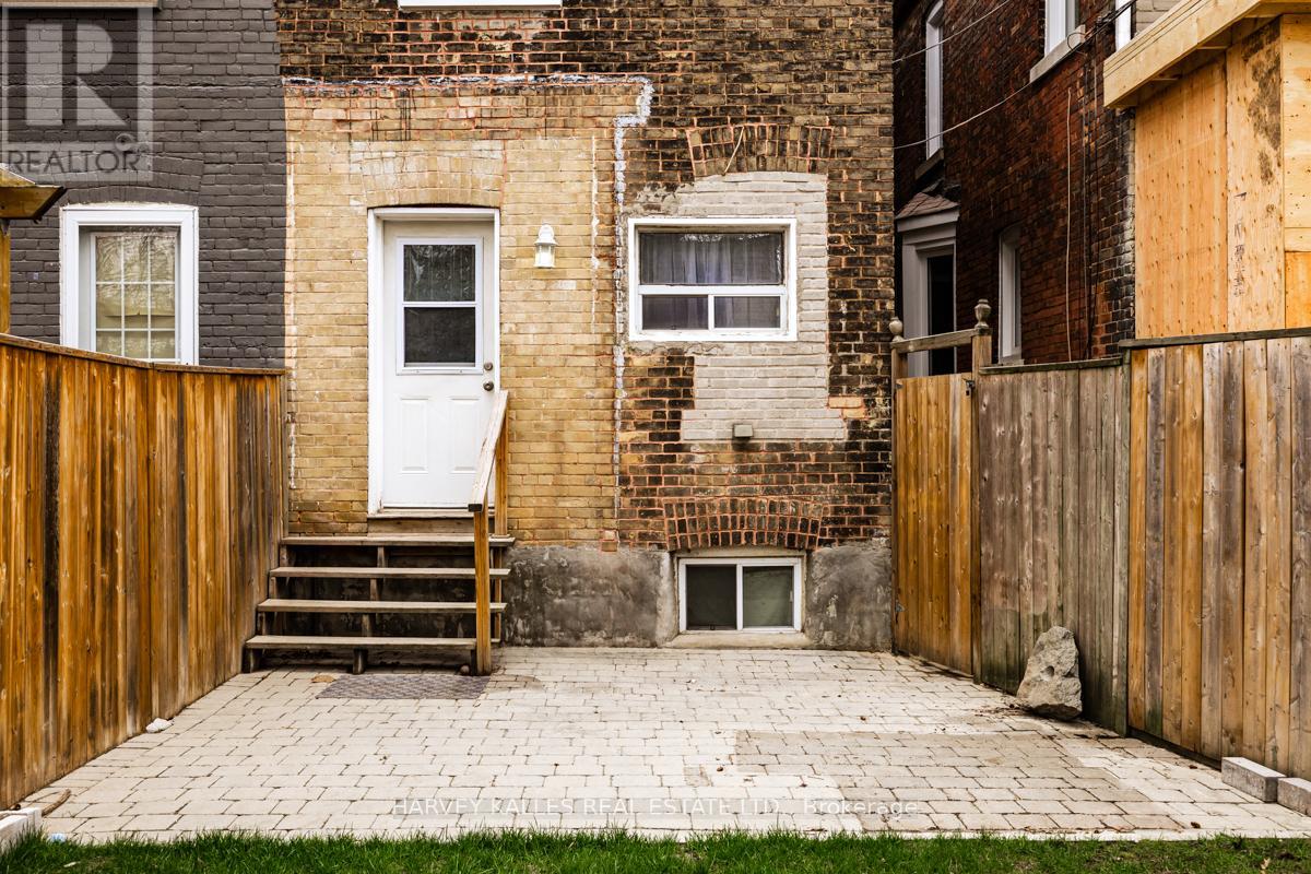 50 Ashdale Avenue, Toronto, Ontario  M4L 2Y7 - Photo 25 - E13103258
