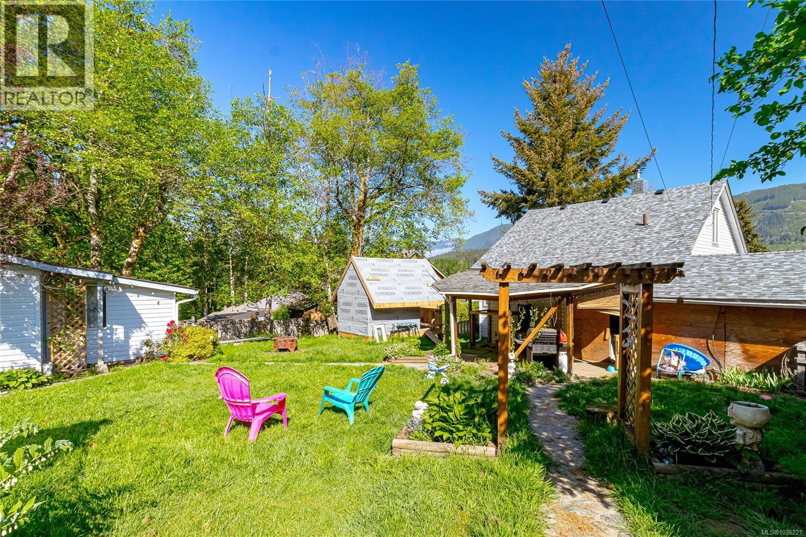 44 Arbutus St W, Lake Cowichan, British Columbia  V0R 2G0 - Photo 30 - 1036221
