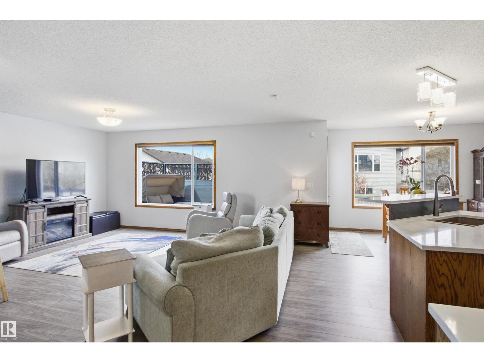 6014 48 Av, Beaumont, Alberta  T4X 0A3 - Photo 5 - E4486602